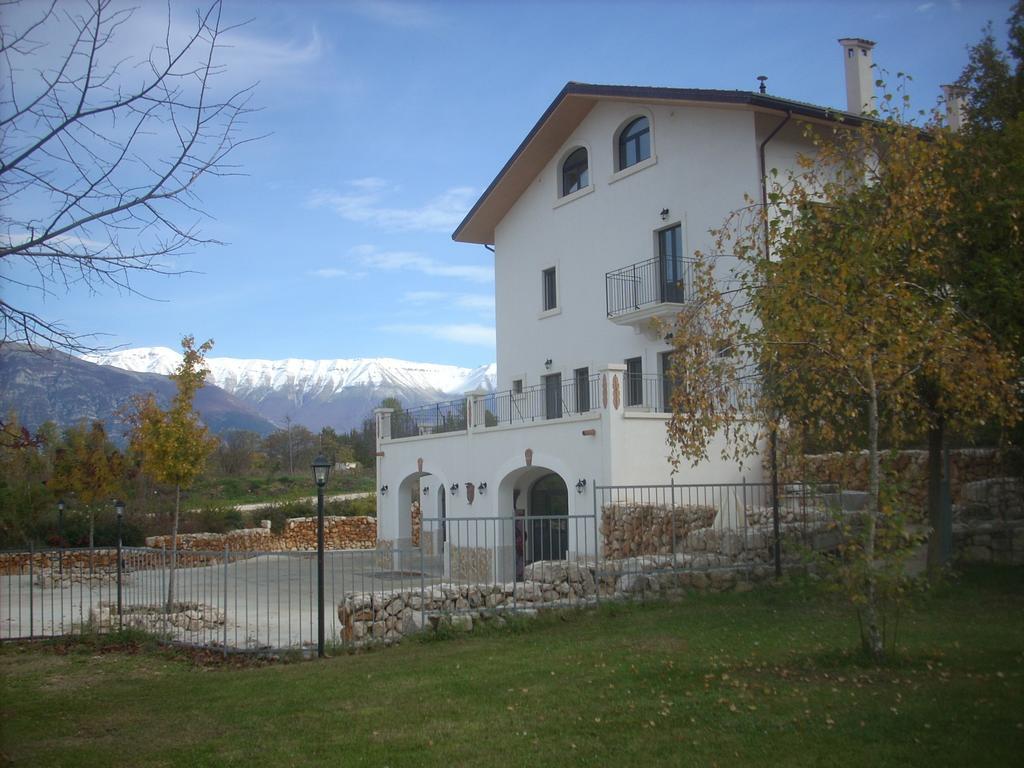 Villa Locanda Dell'Asino D'Oro à Sulmona Extérieur photo